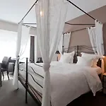 De Hofkamers فندق أوستيند