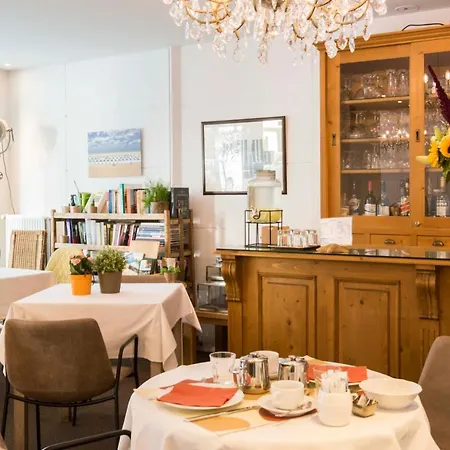 Hotel De Hofkamers Oostende