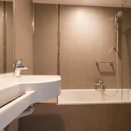 Ξενοδοχείο De Hofkamers Οστένδη